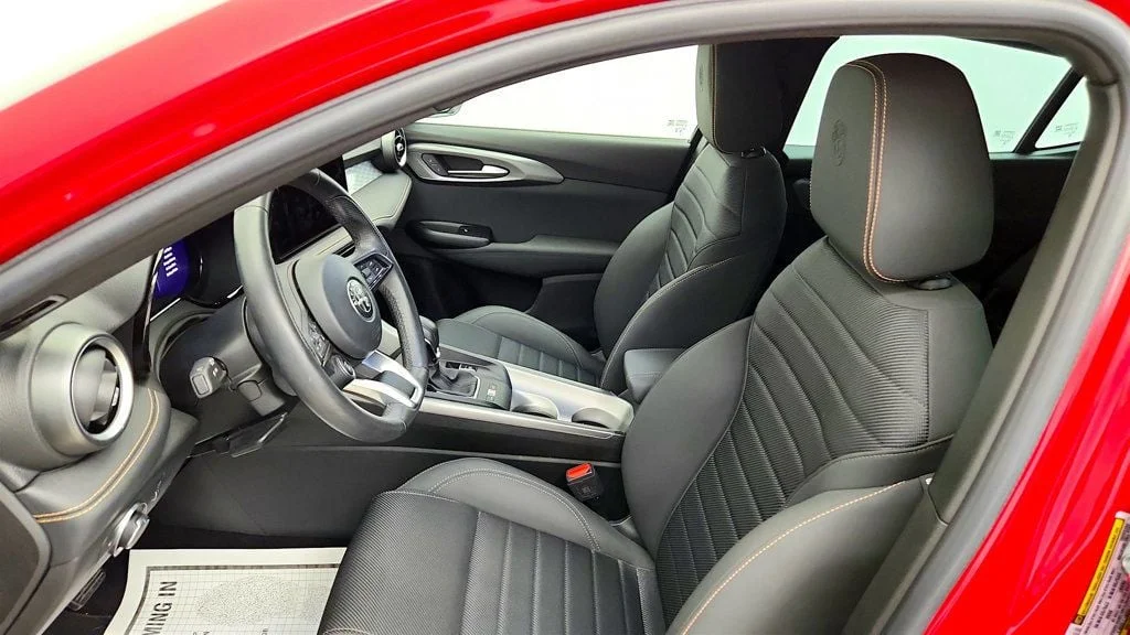 Used 2024 Alfa Rosso Alfa Romeo Ti EAWD w/ Power Moonroof image 11