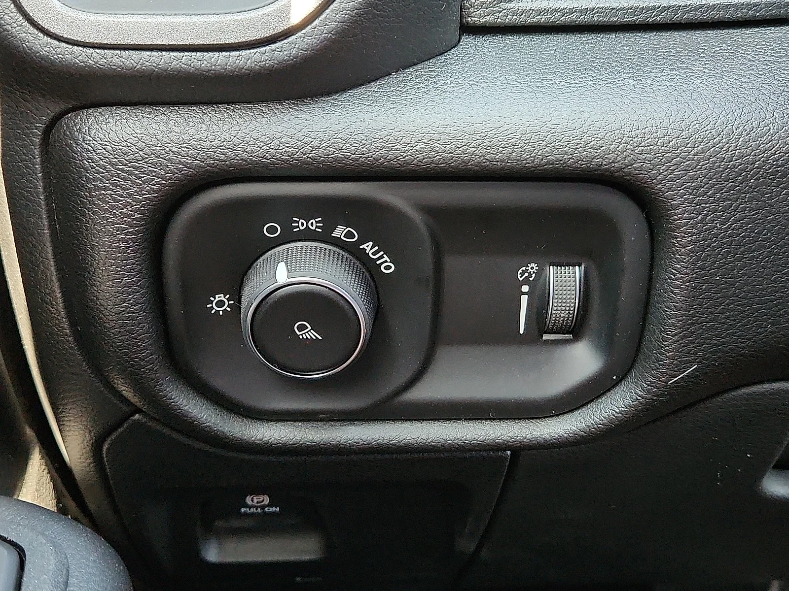New 2026 Red Ram TRADESMAN CREW CAB 4X2 5