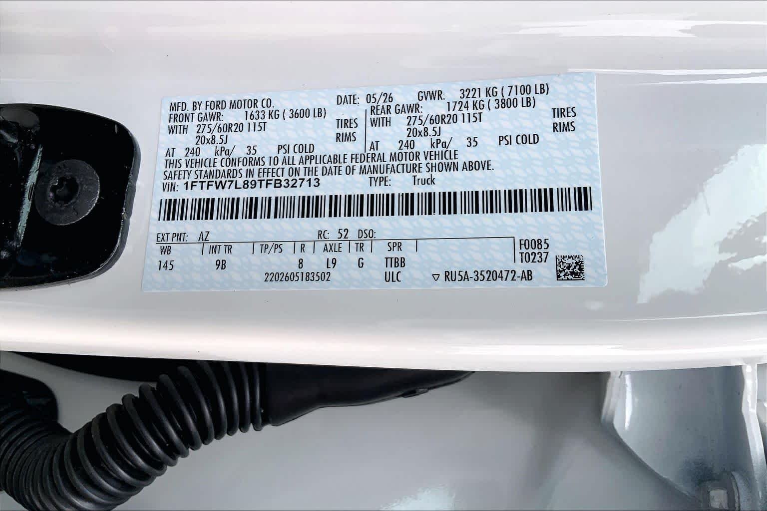 New 2026 Star White Metallic Tri-Coat Ford Platinum image 21