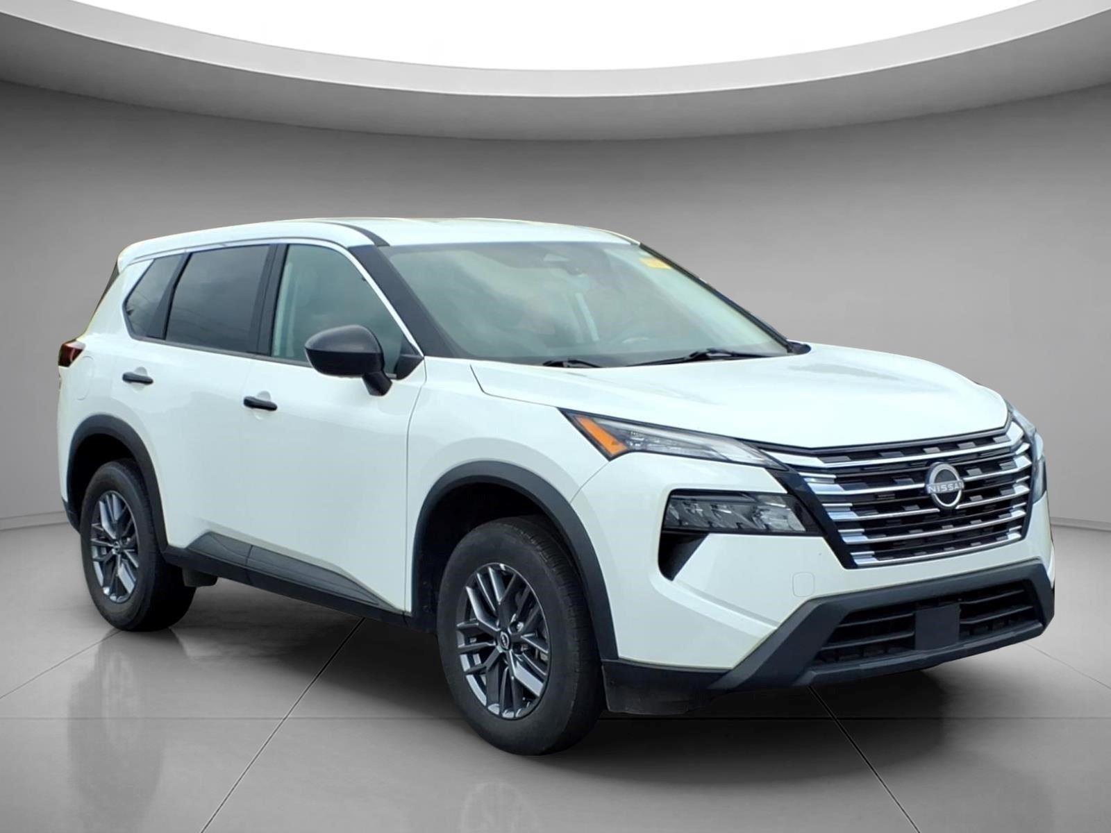 2025 Nissan Rogue S AWD's photo