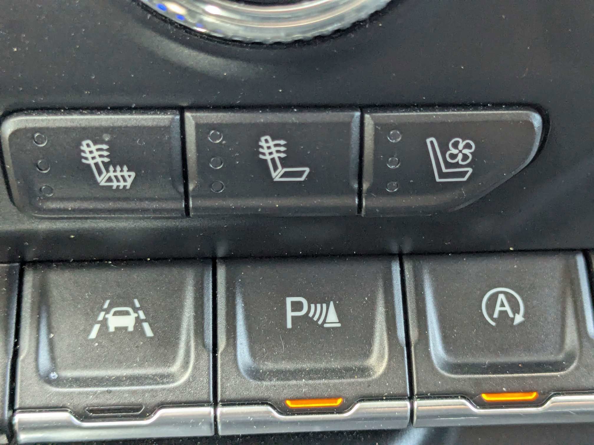 Used 2019 Smokey Quartz Metallic GMC SLT image 33