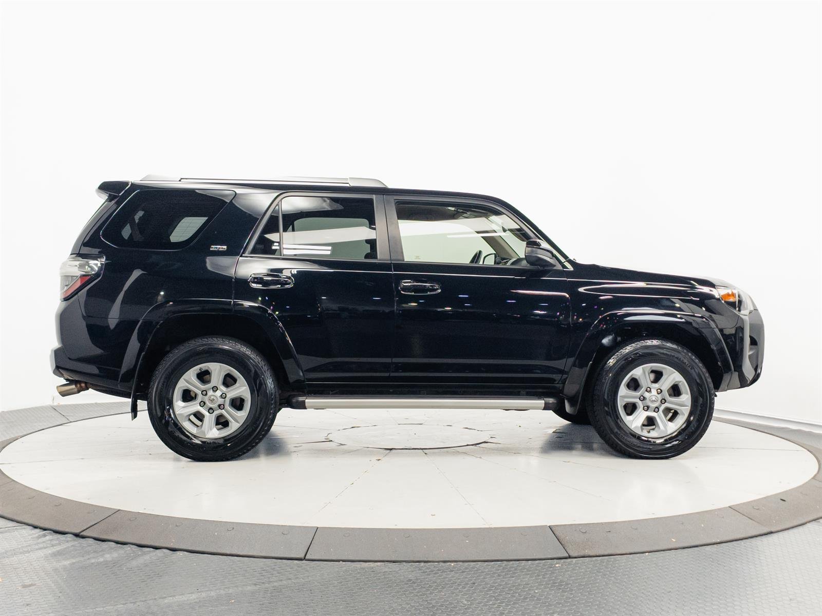 Certified Used 2016 Black Toyota SR5 image 15