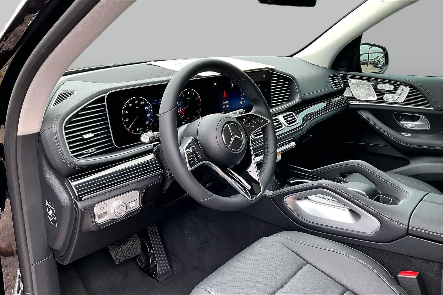 New 2026 Black Mercedes-Benz GLE 450 image 10