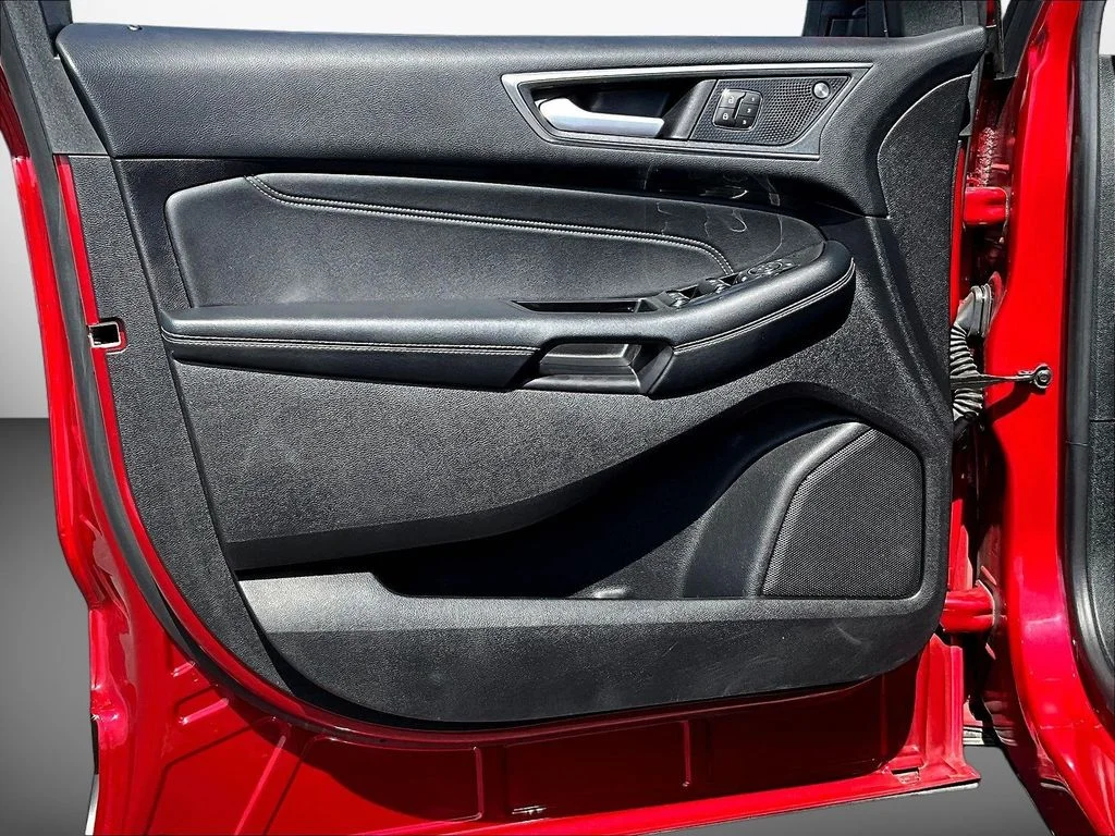 Used 2020 Red Ford Titanium image 20