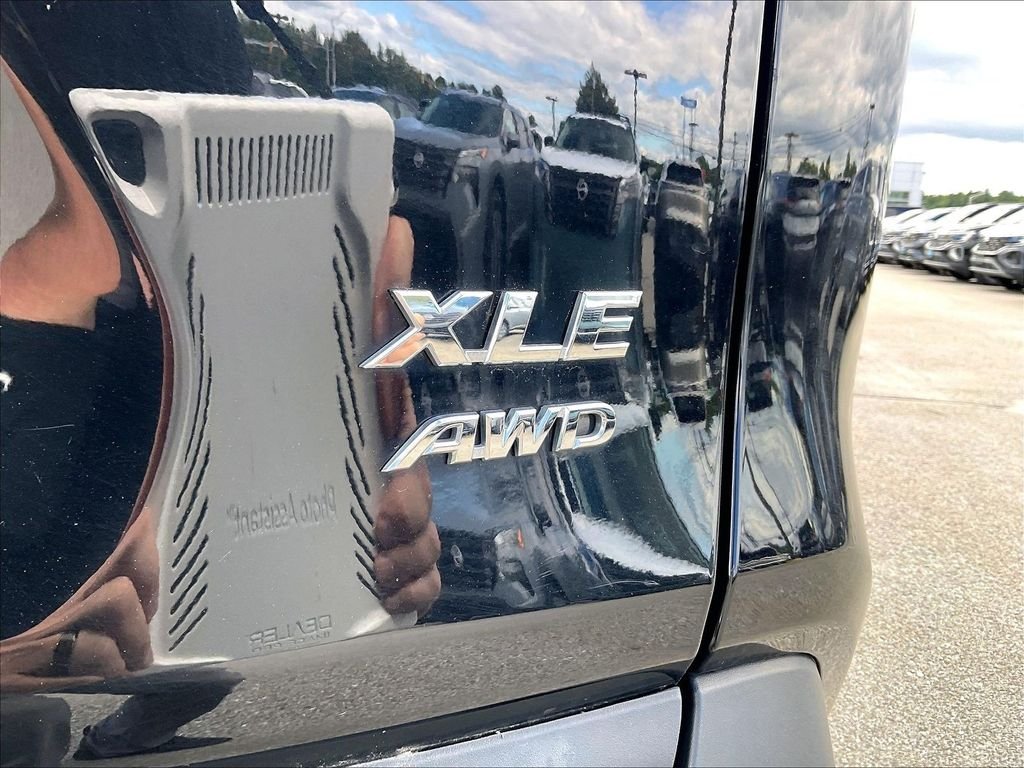 Used 2024 Midnight Black Metallic Toyota XLE image 26