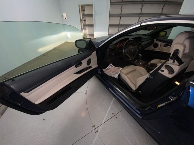 Used 2011 Blue BMW 328i image 11