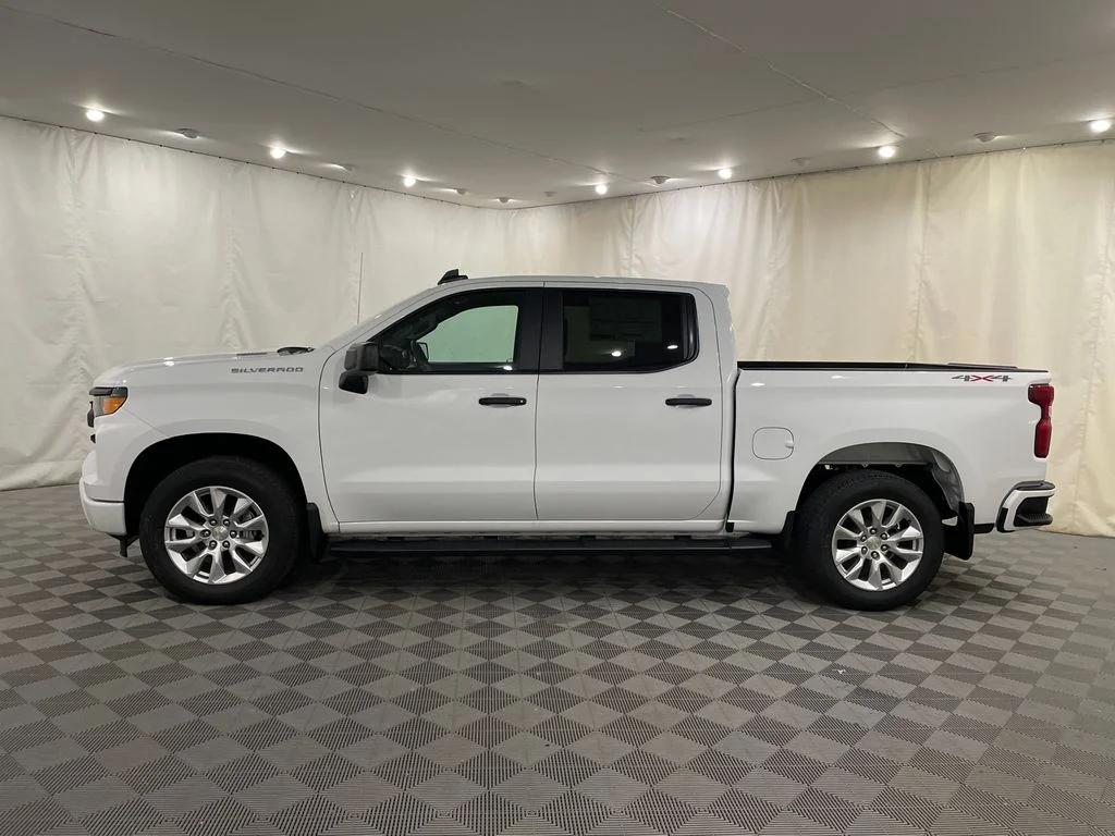 New 2026 Summit White Chevrolet Custom image 11