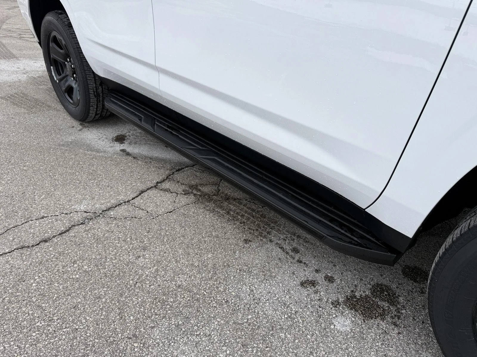 New 2025 Summit White Chevrolet Pursuit Rated image 21