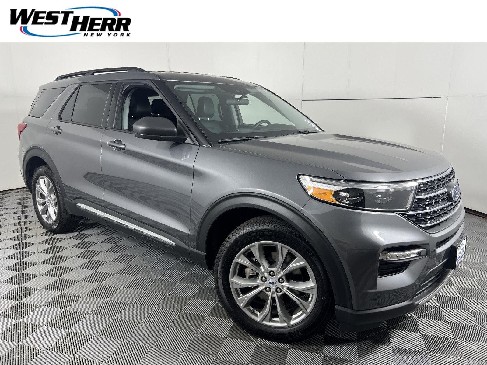Used 2023 Carbonized Gray Ford XLT image 1