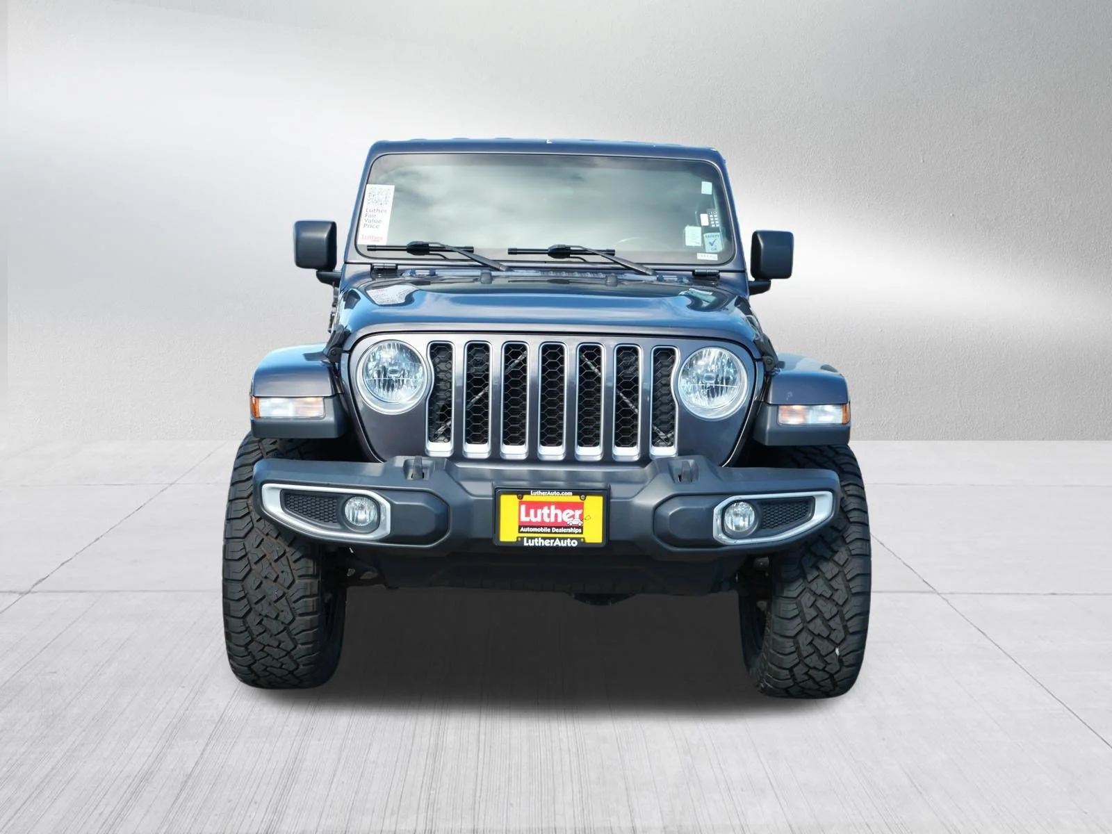 Used 2020 Jeep Gladiator Overland with VIN 1C6HJTFG6LL171853 for sale in Brooklyn Park, Minnesota