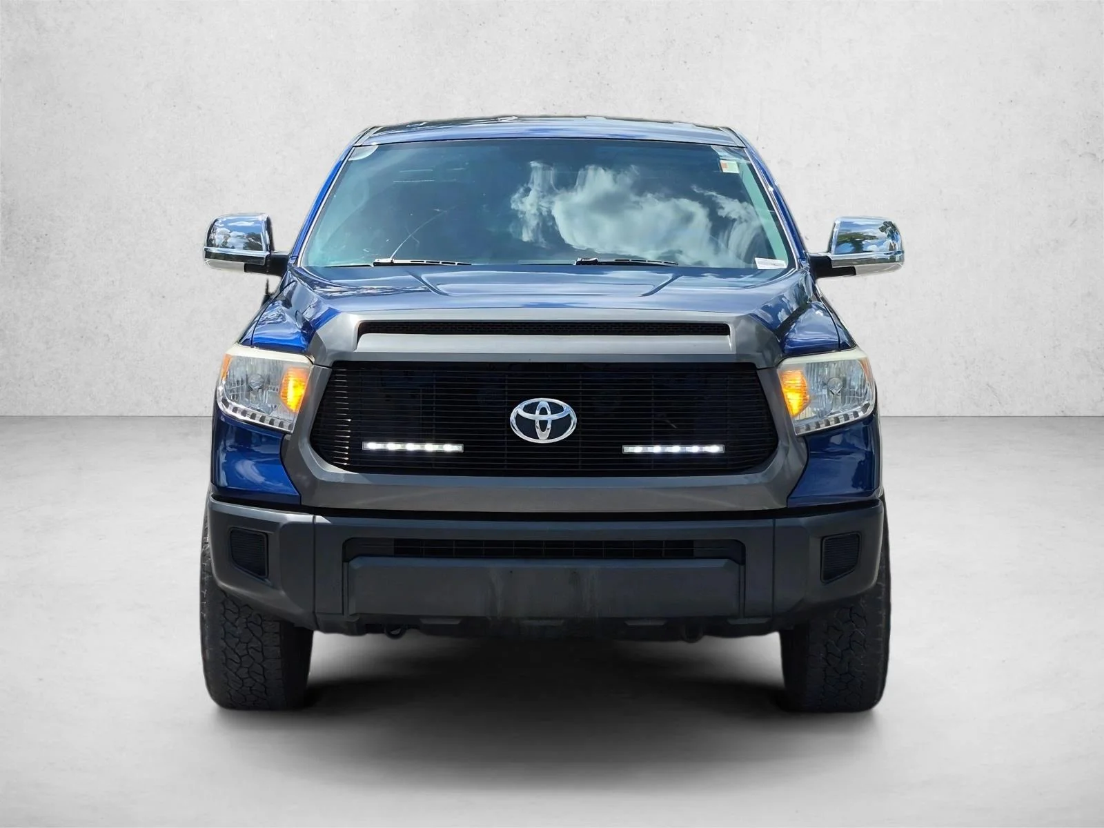 Used 2015 Blue Ribbon Metallic Toyota SR image 2