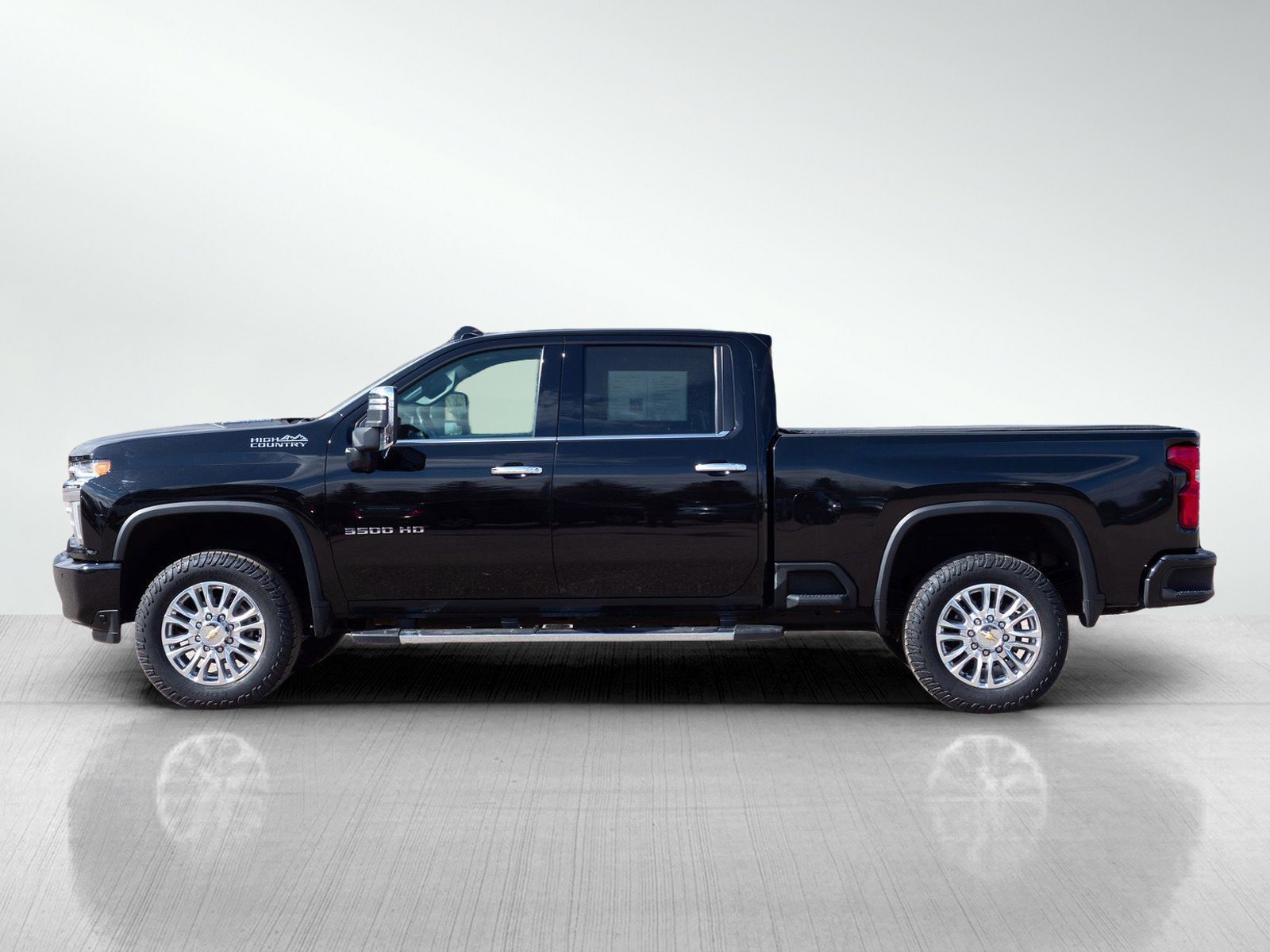 Used 2023 Chevrolet Silverado 3500HD High Country with VIN 1GC4YVEY3PF148110 for sale in White Bear Lake, Minnesota