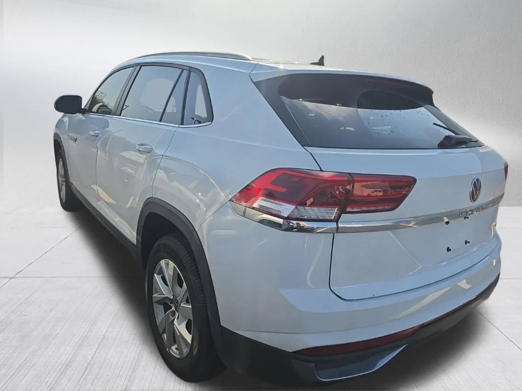 Used 2021  Volkswagen 2.0T S image 9
