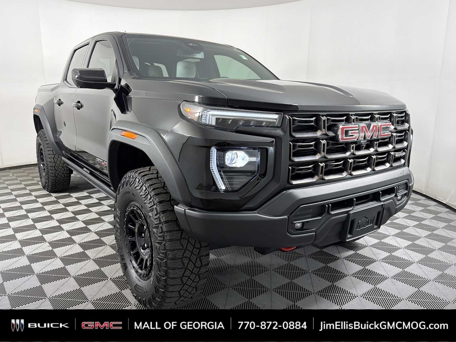 2024 GMC Canyon 4WD AT4X Crew Cab Short Box's photo