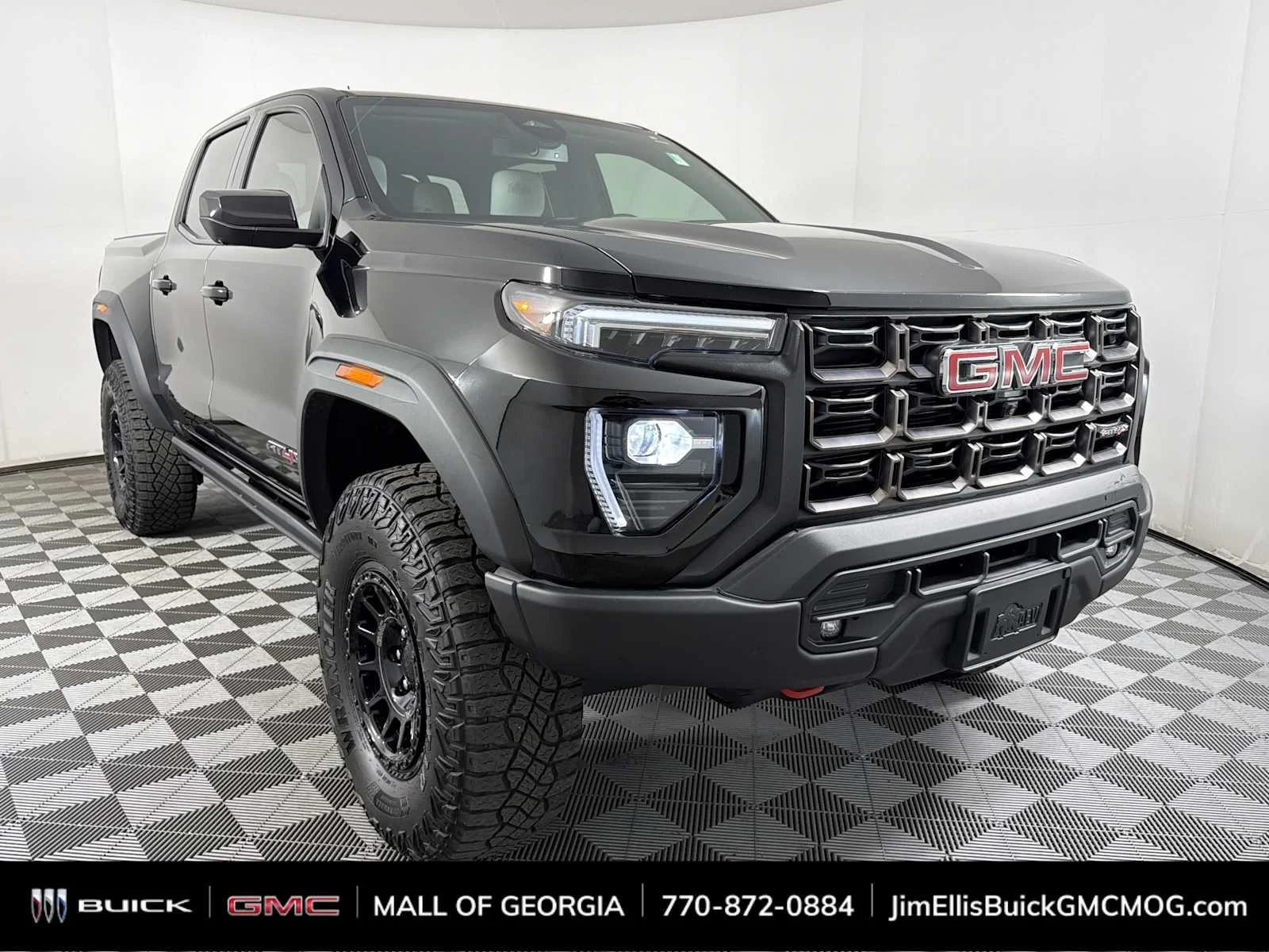 2024 GMC Canyon 4WD AT4X Crew Cab Short Box's photo