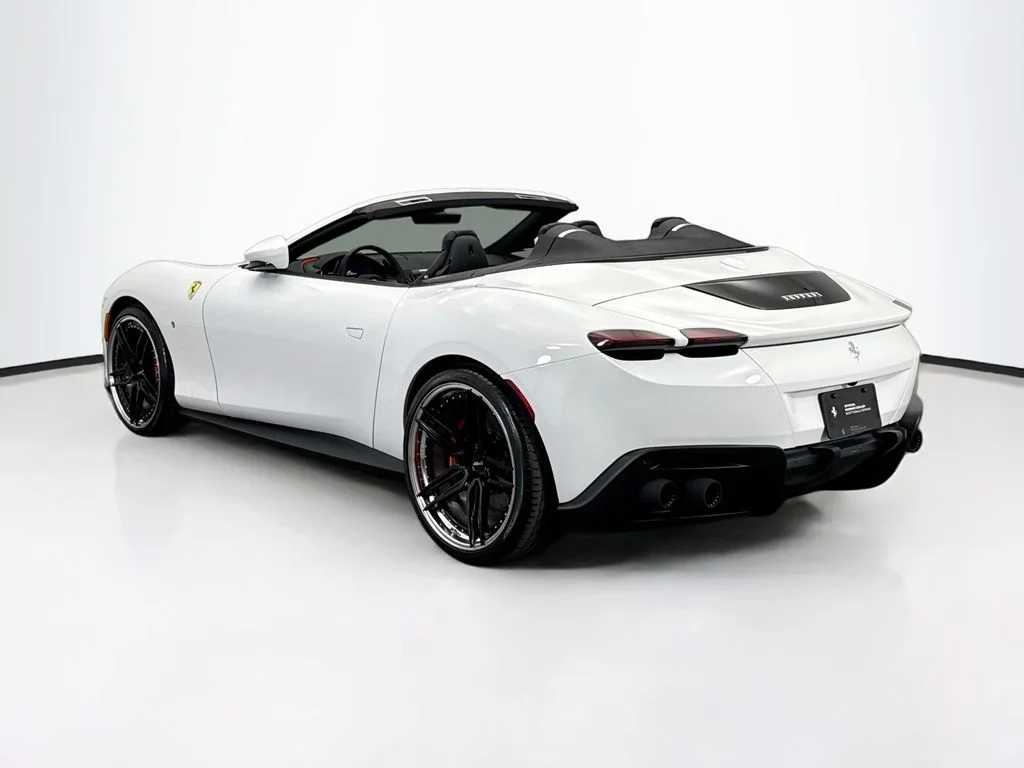 Used 2025 Bianco Avus Ferrari Spider image 7
