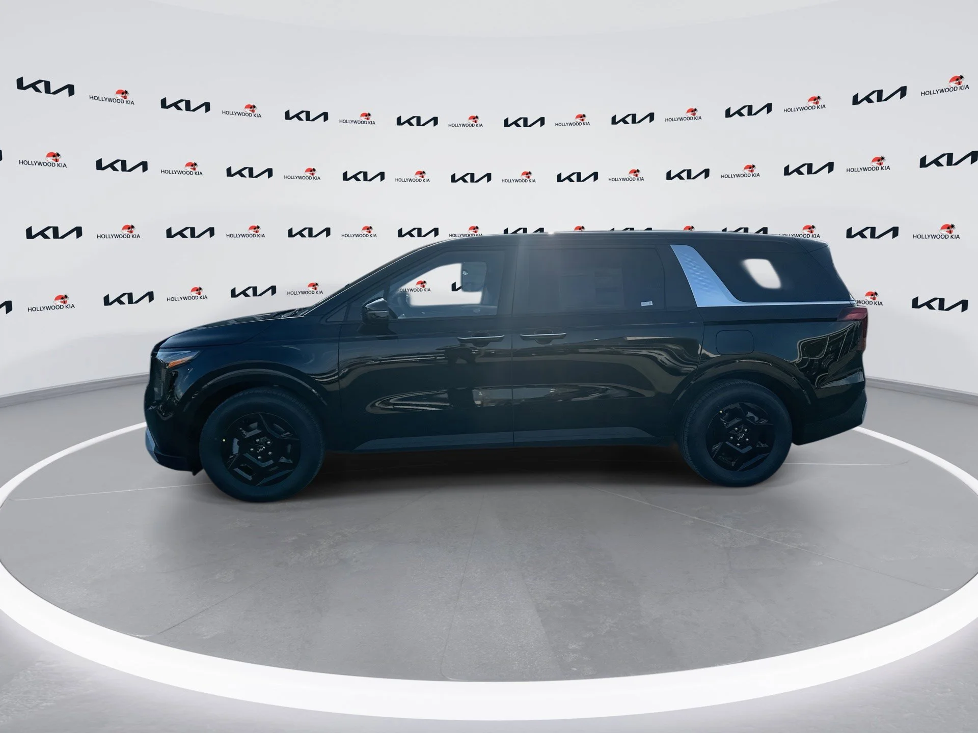 New 2026 Aurora Black Pearl Kia LXS image 5
