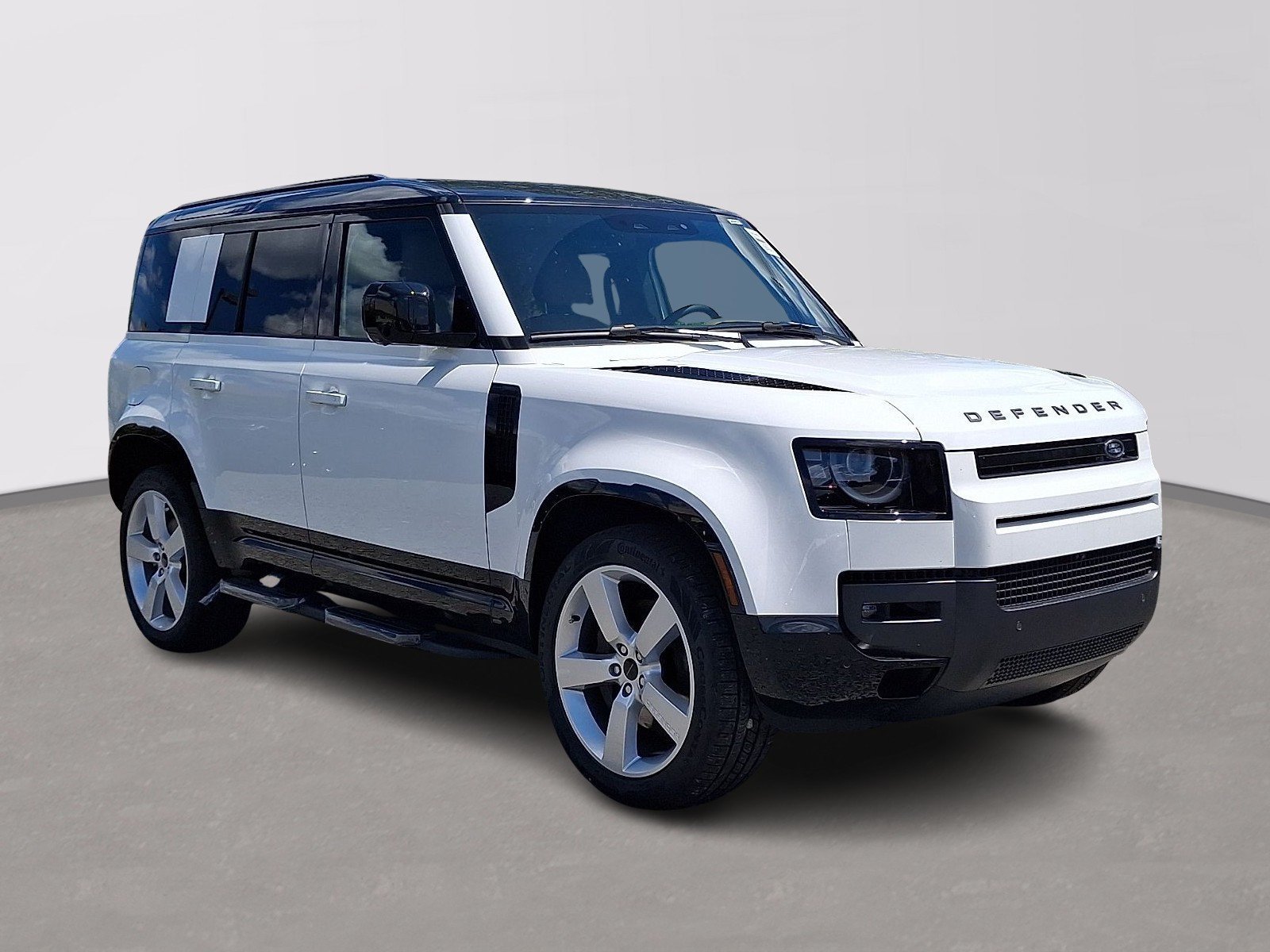 New 2026 Fuji White LAND ROVER X-Dynamic SE image 2
