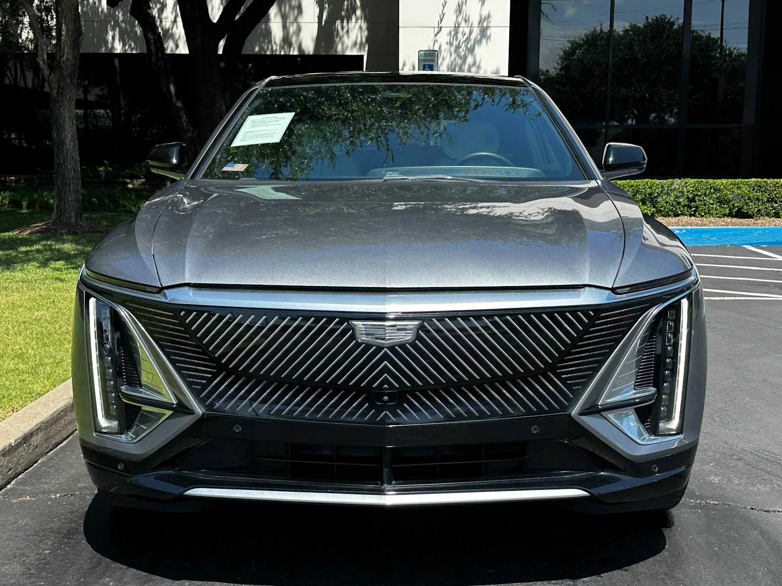 Certified 2023 Cadillac LYRIQ Luxury with VIN 1GYKPMRK0PZ000323 for sale in Dallas, TX