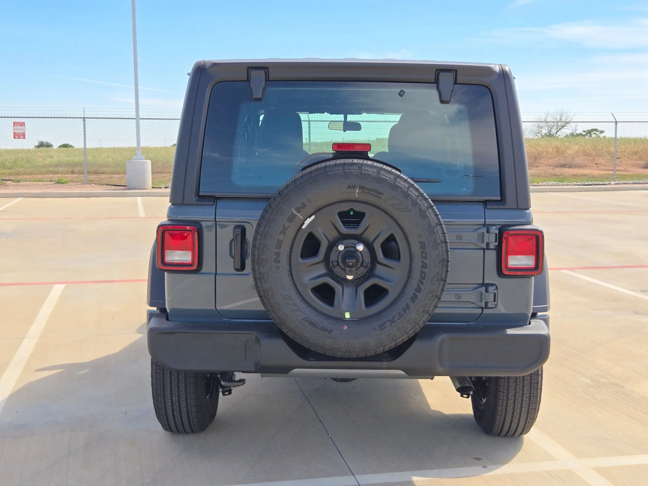 New 2026 Anvil Clear-Coat Exterior Paint Jeep Sport image 4