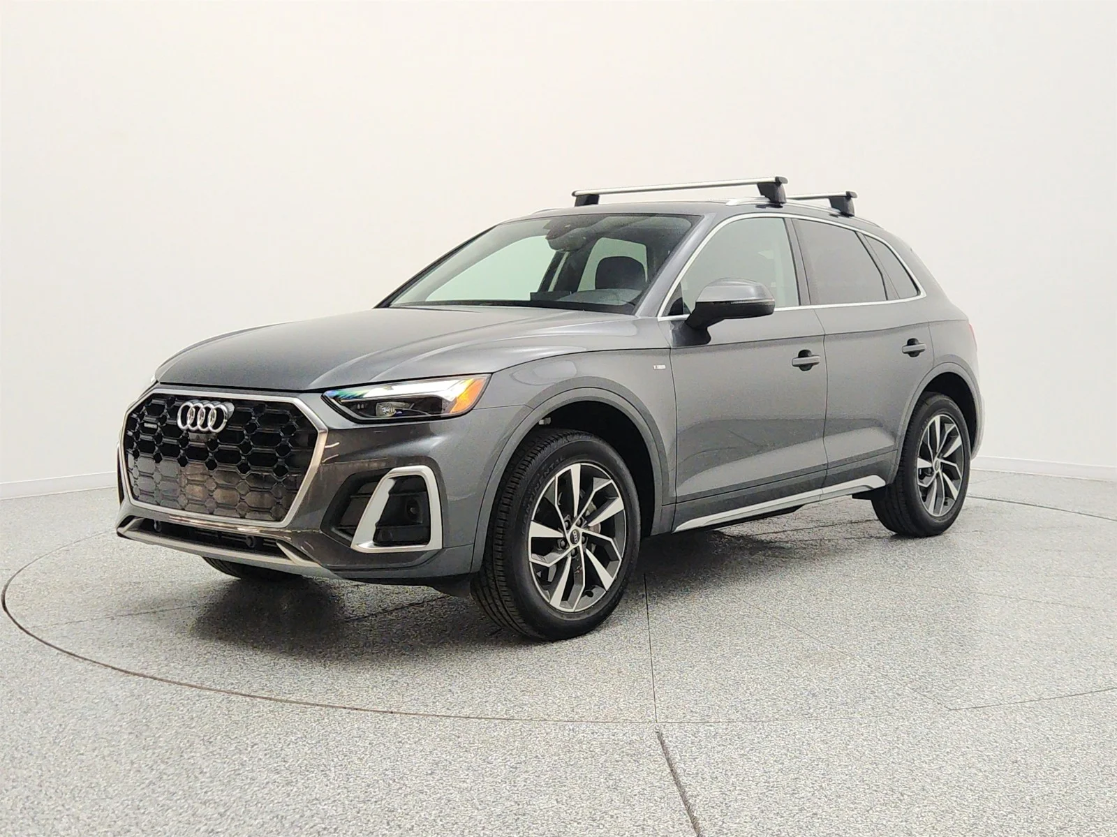 2023 Audi Q5 45 Premium Plus's photo