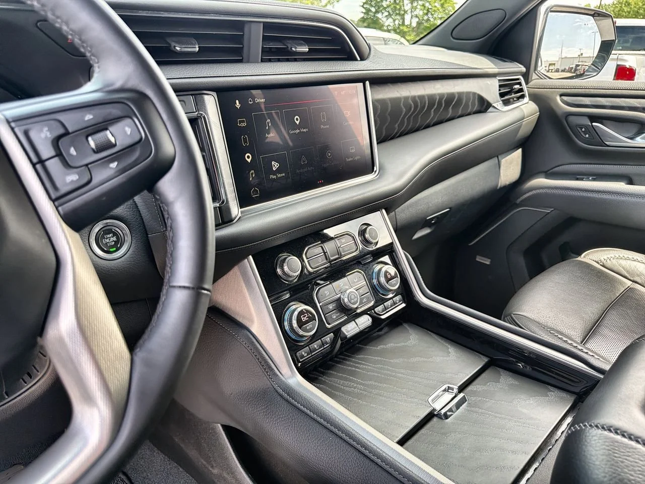 Used 2023 Summit White GMC Denali image 11
