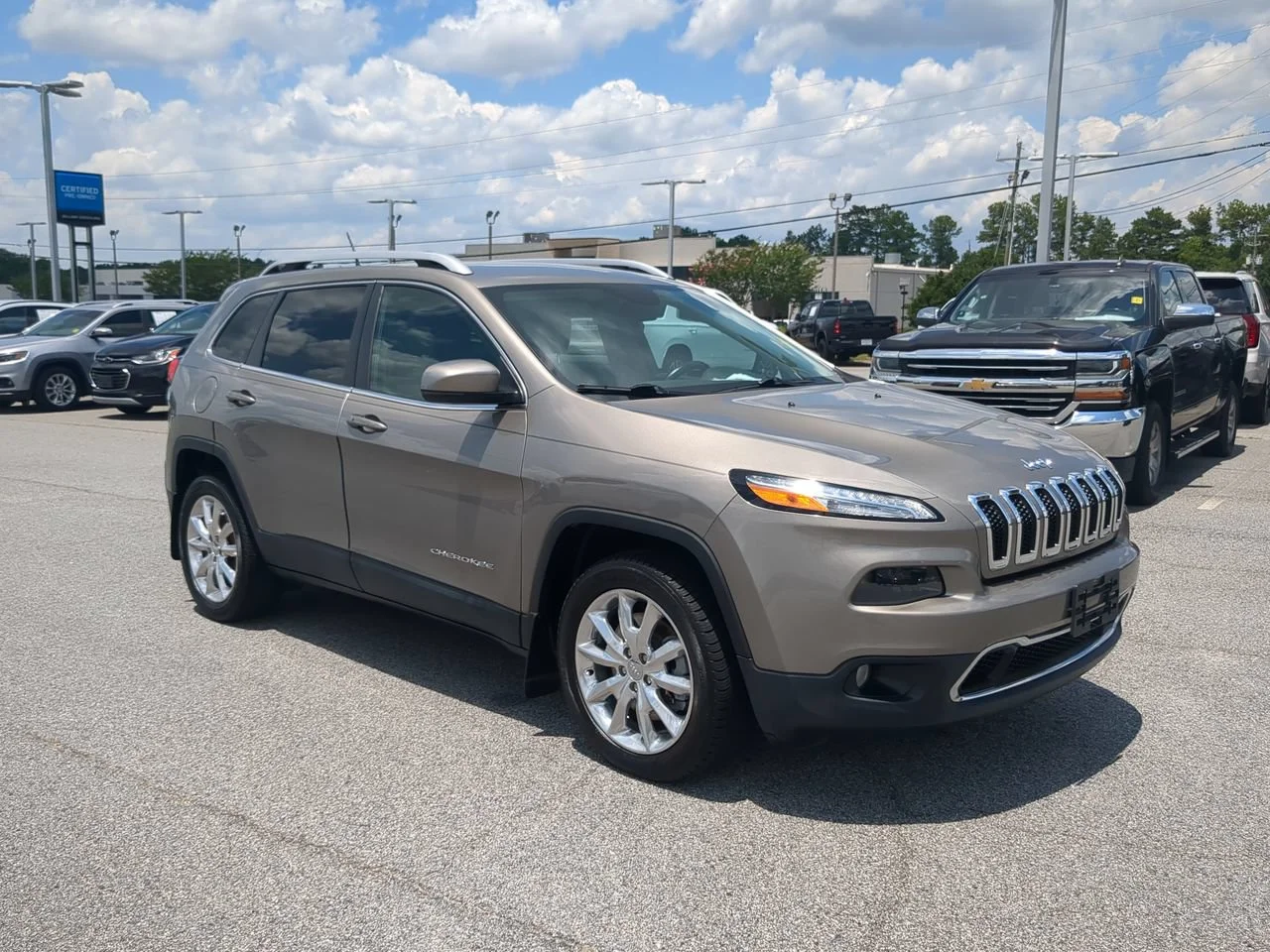 Used 2017 Jeep Cherokee Limited with VIN 1C4PJLDS6HW558842 for sale in Mcdonough, GA