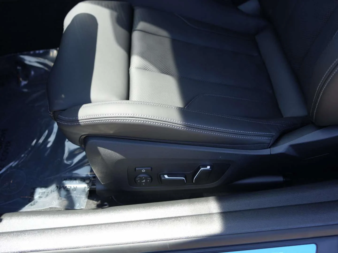 New 2026 Brooklyn Grey Metallic BMW Competition image 10