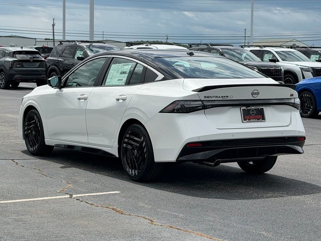 New 2026 Aspen White TriCoat / Super Black Two-tone Nissan SR image 6