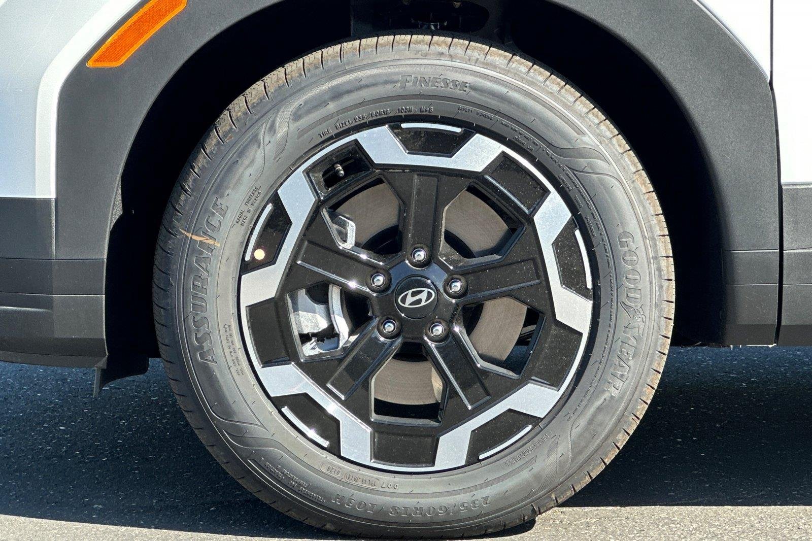 New 2026 Serenity White Hyundai SEL image 25