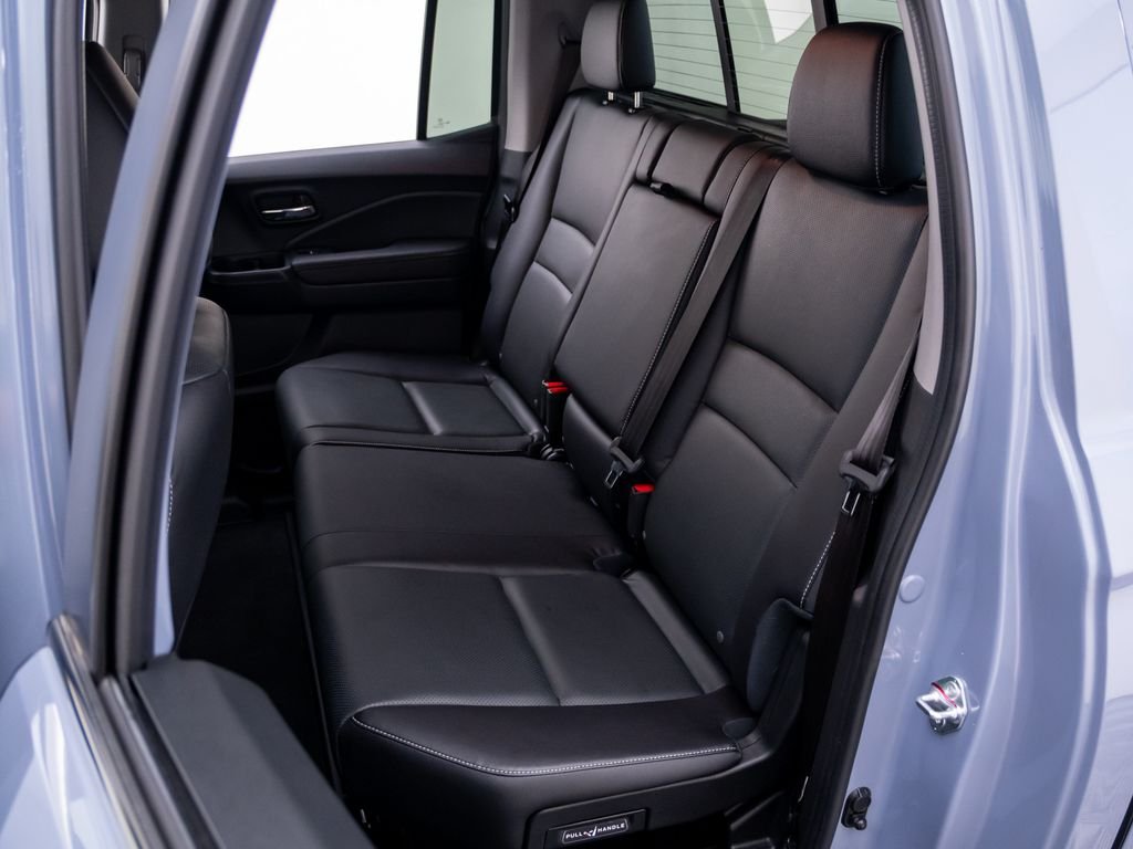 Certified Used 2023 Sonic Gray Pearl Honda AWD RTL image 17