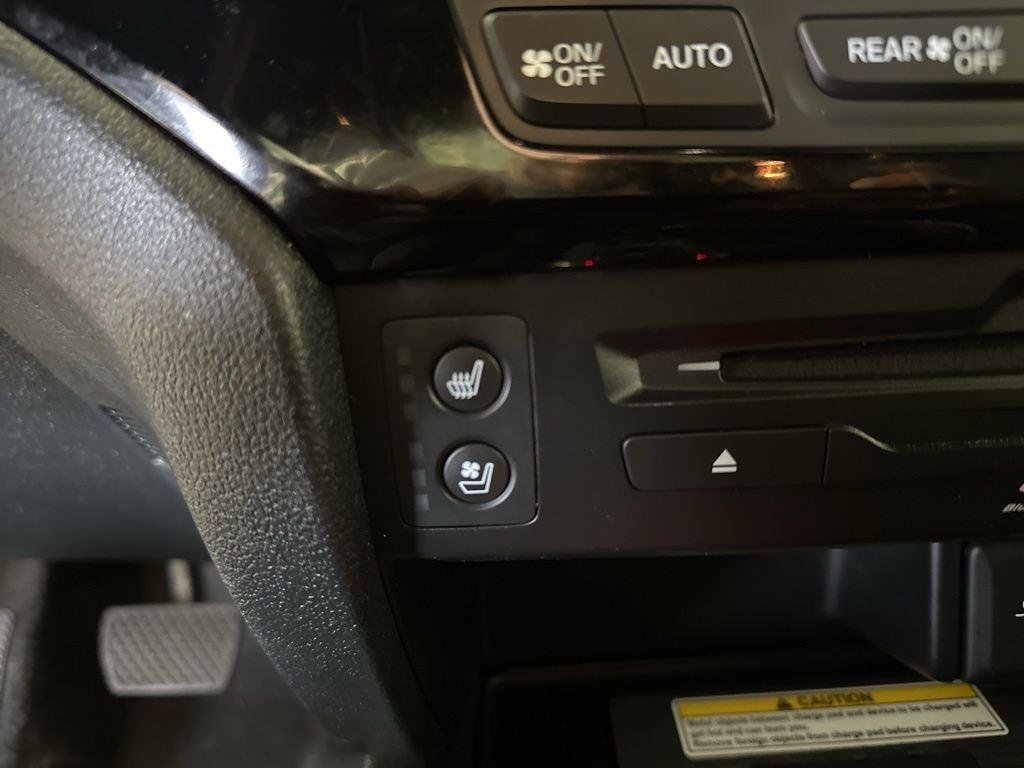 Used 2022 Crystal Black Pearl Honda Black Edition image 20