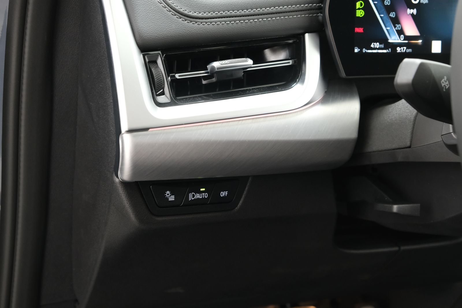 New 2027 C3n BMW xDrive28i image 29