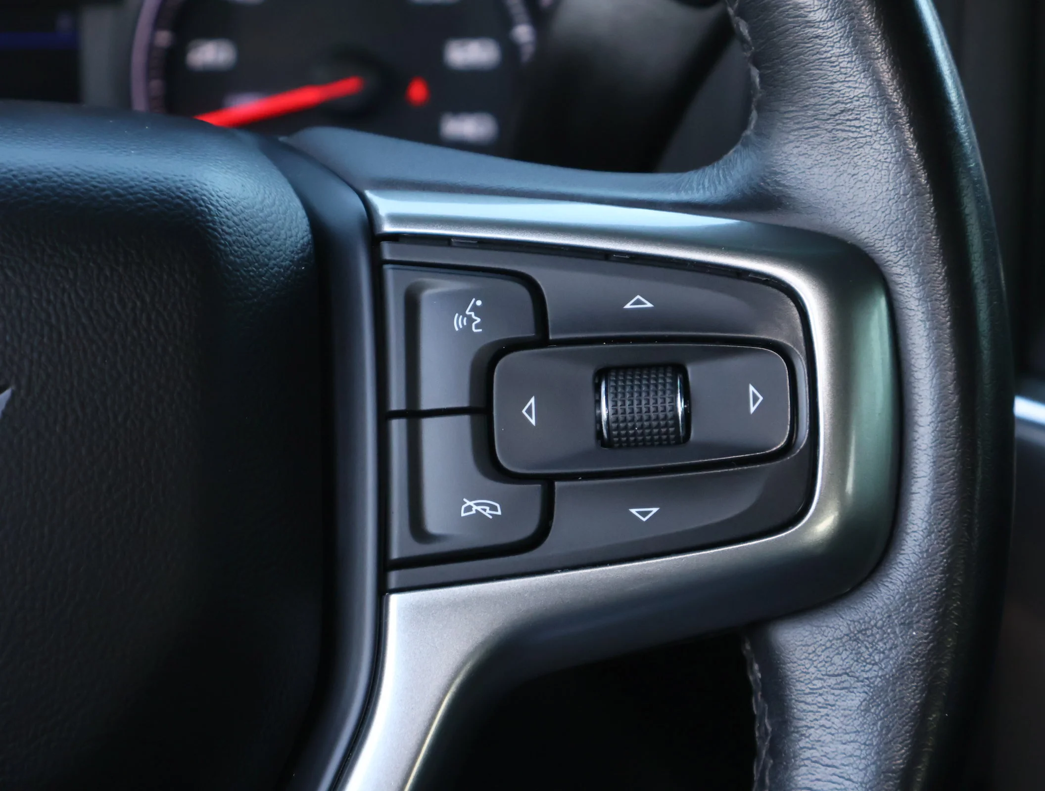 Used 2022 Northsky Blue Metallic Chevrolet RST image 15