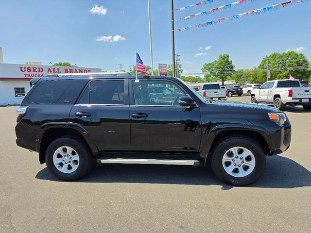 2022 Toyota 4Runner SR5 Premium - Photo 8