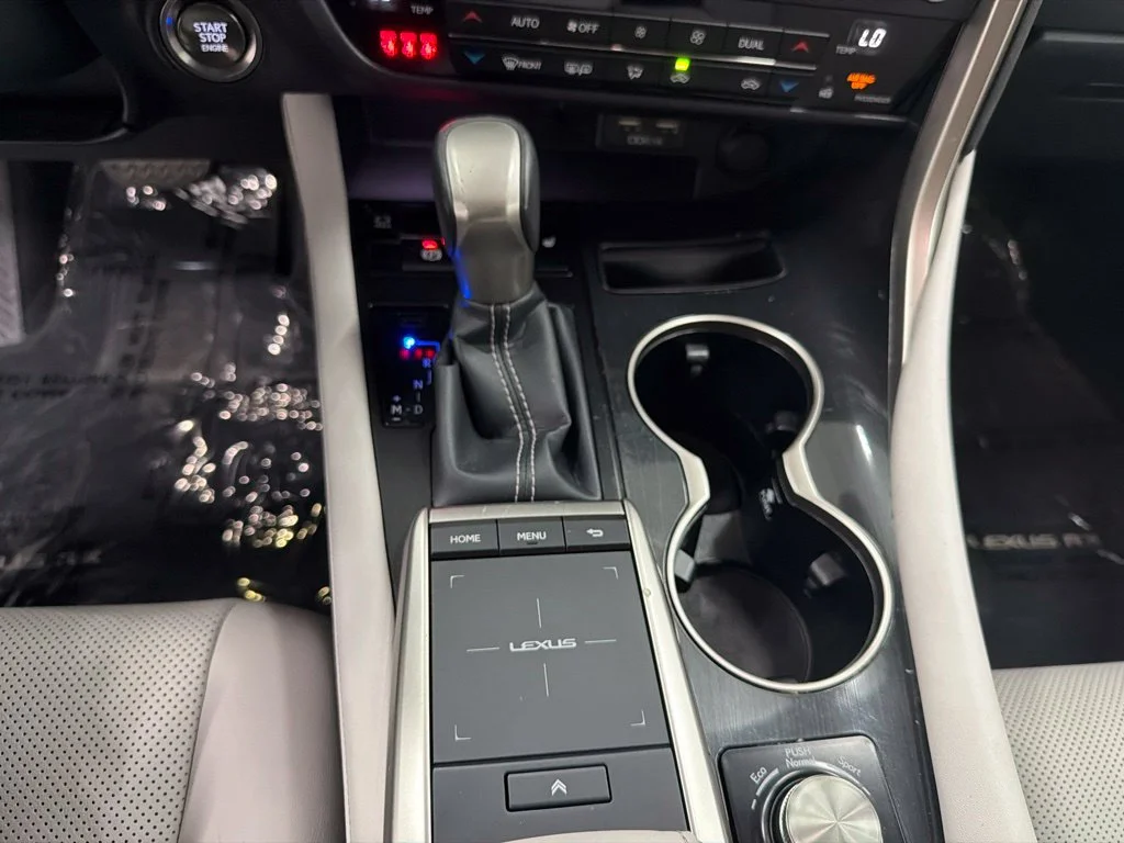 Used 2022 Black Lexus 350 image 18