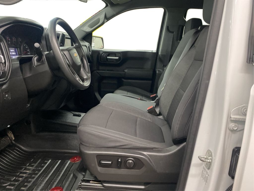 Used 2021 White Chevrolet WT image 7