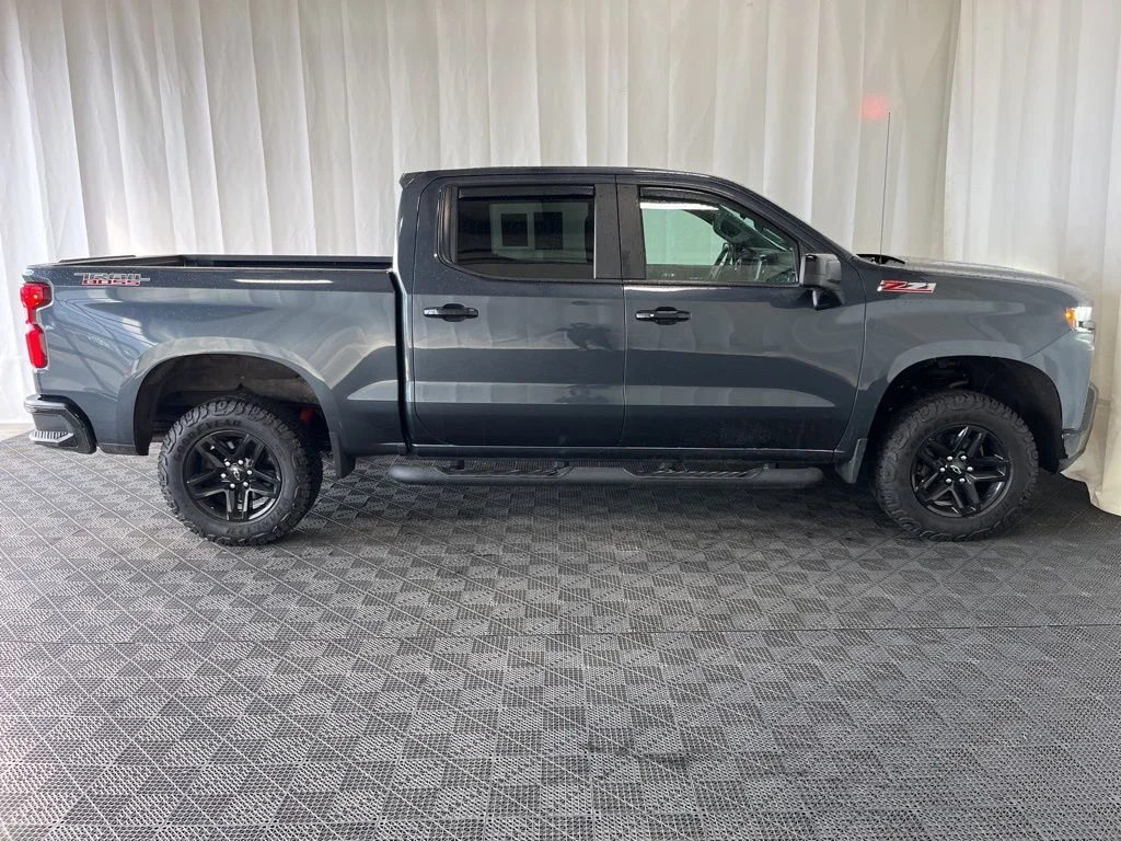 Used 2021 Gray Chevrolet LT Trail Boss image 2