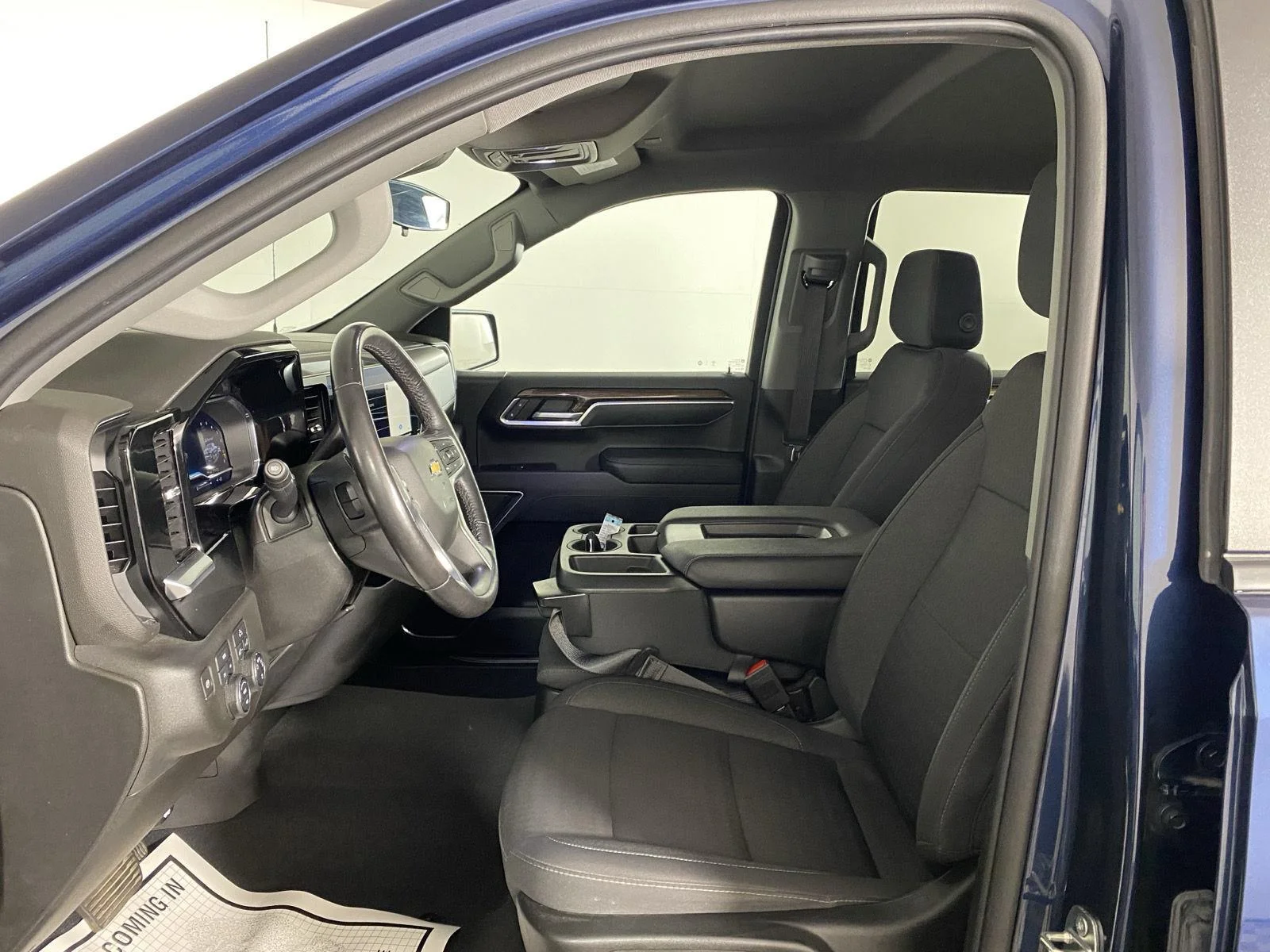 Used 2022 Northsky Blue Metallic Chevrolet LT image 20