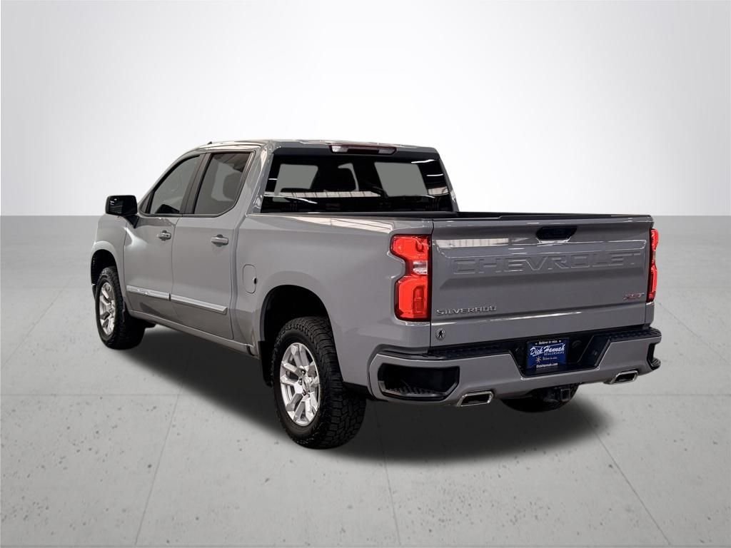 Used 2024 Gray Chevrolet RST image 12