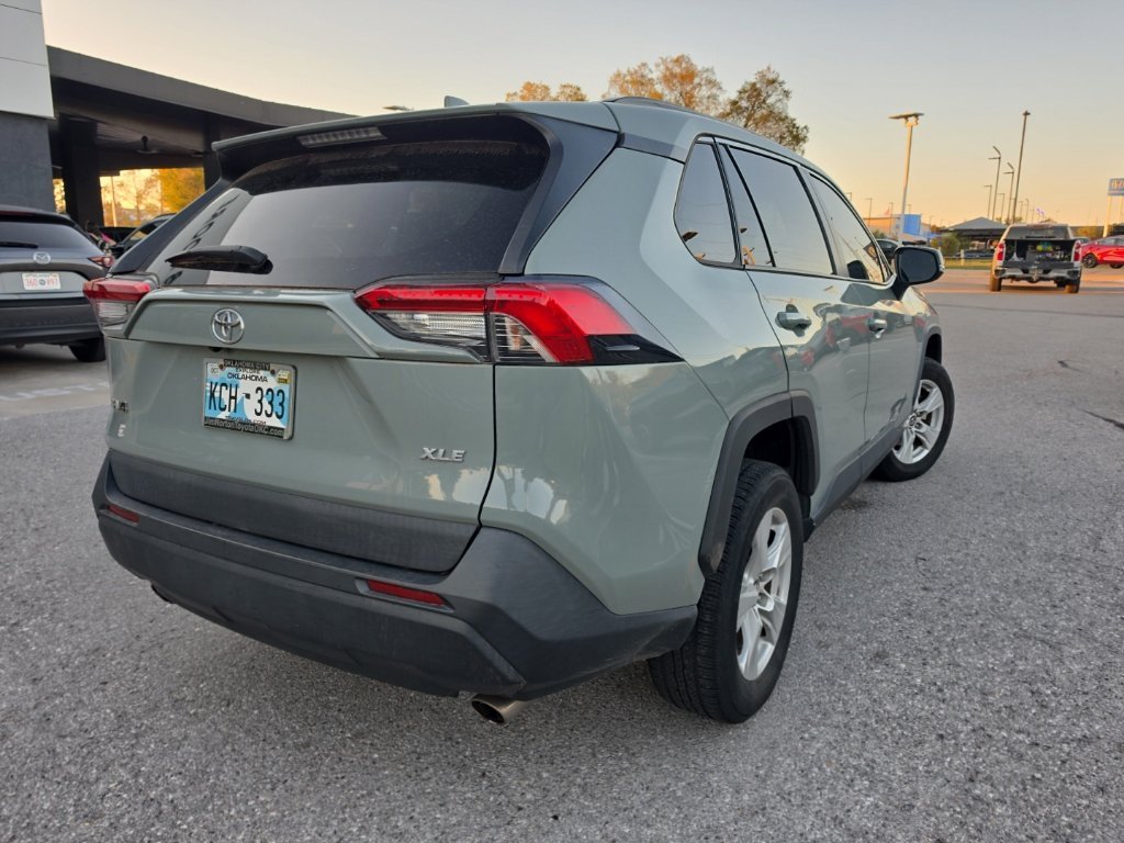 Used 2020 Gray Toyota XLE image 23