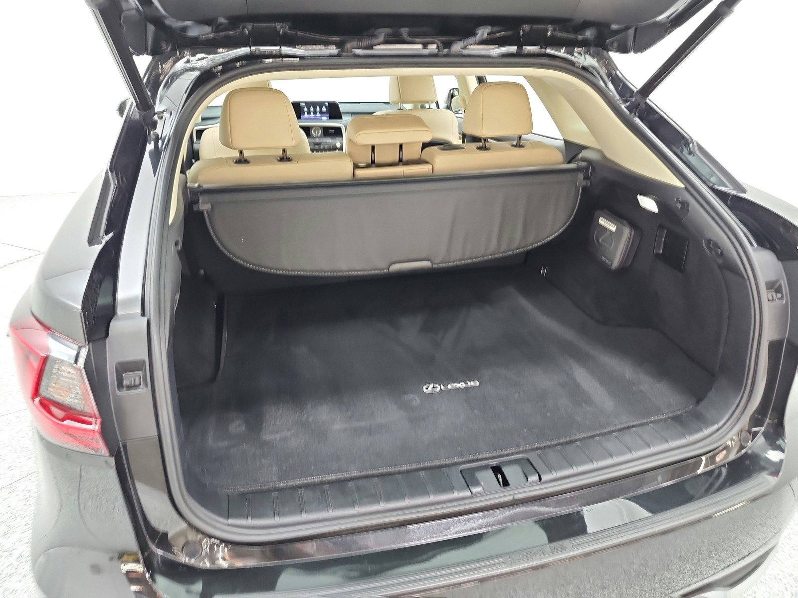 Used 2022 Caviar Lexus RX 450h AWD image 22