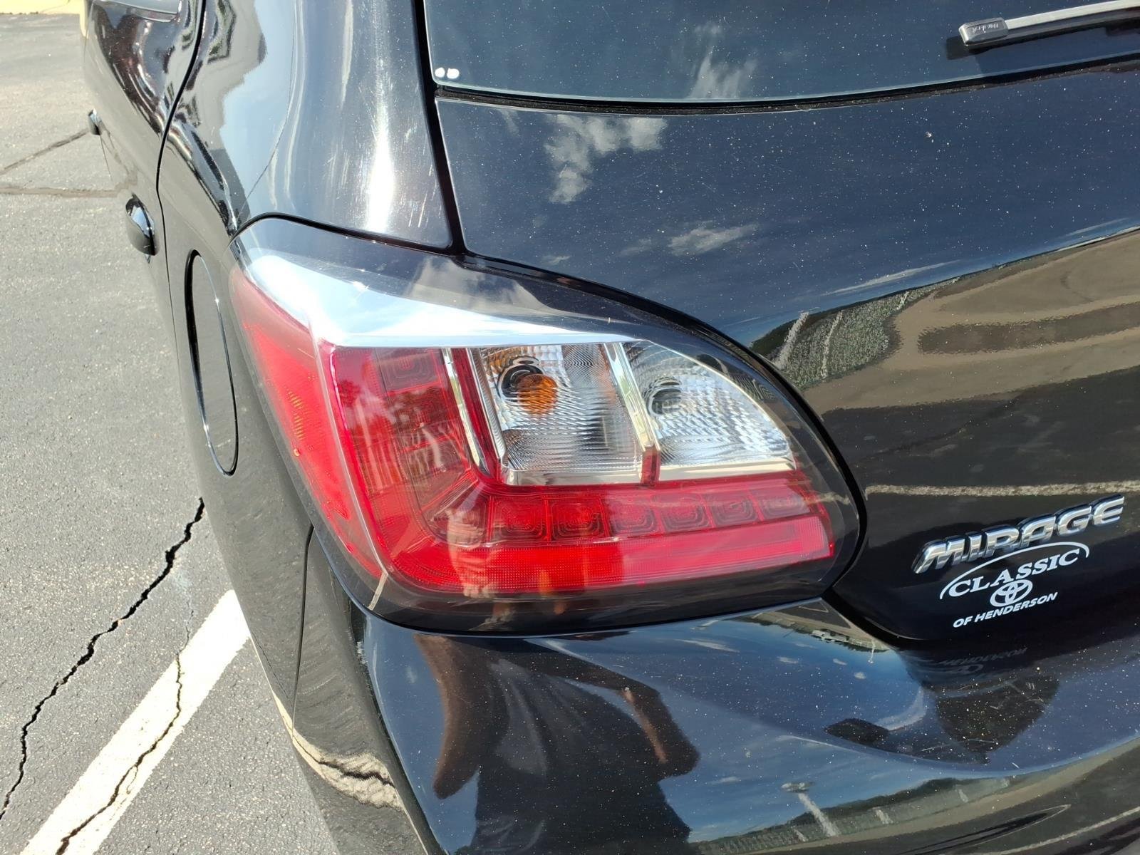 Used 2024  MITSUBISHI  image 15