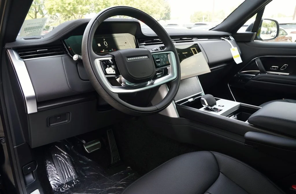 New 2026 Constellation Blue Ultra Metallic Gloss Land Rover SE image 14
