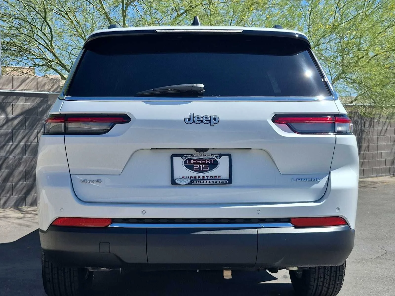 Used 2025 Bright White Clearcoat Jeep Laredo image 7