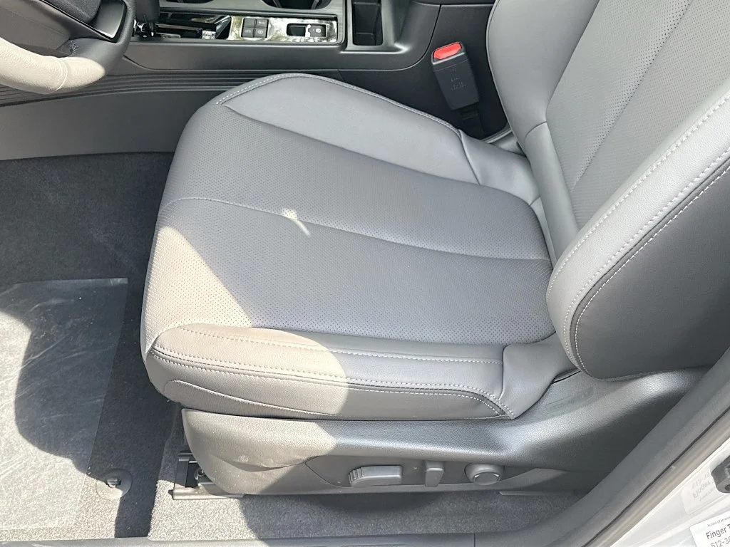 2026 Subaru Outback Limited - Photo 24