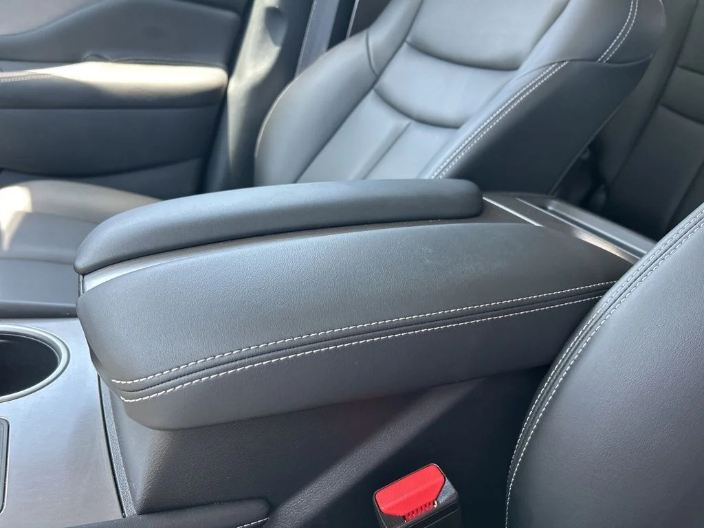 Certified Used 2024 White Nissan SV image 39