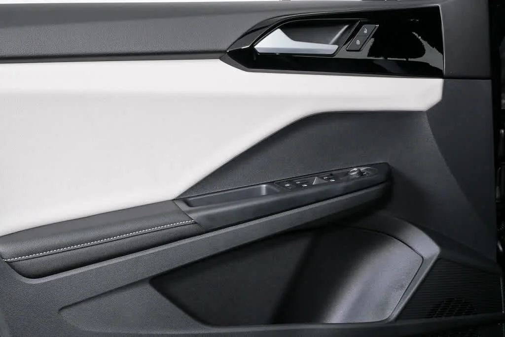 New 2026 Deep Black Pearl Volkswagen S image 6