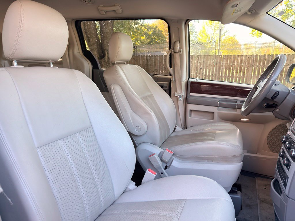 Used 2009 Blue Chrysler Touring image 35
