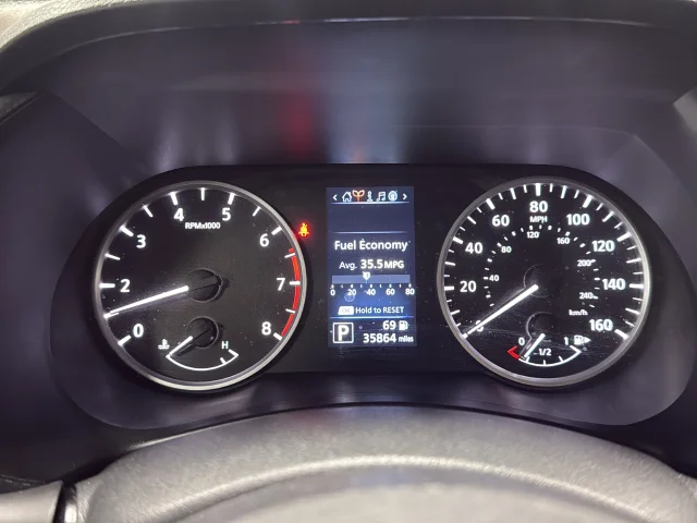Used 2023 Silver Nissan S image 22